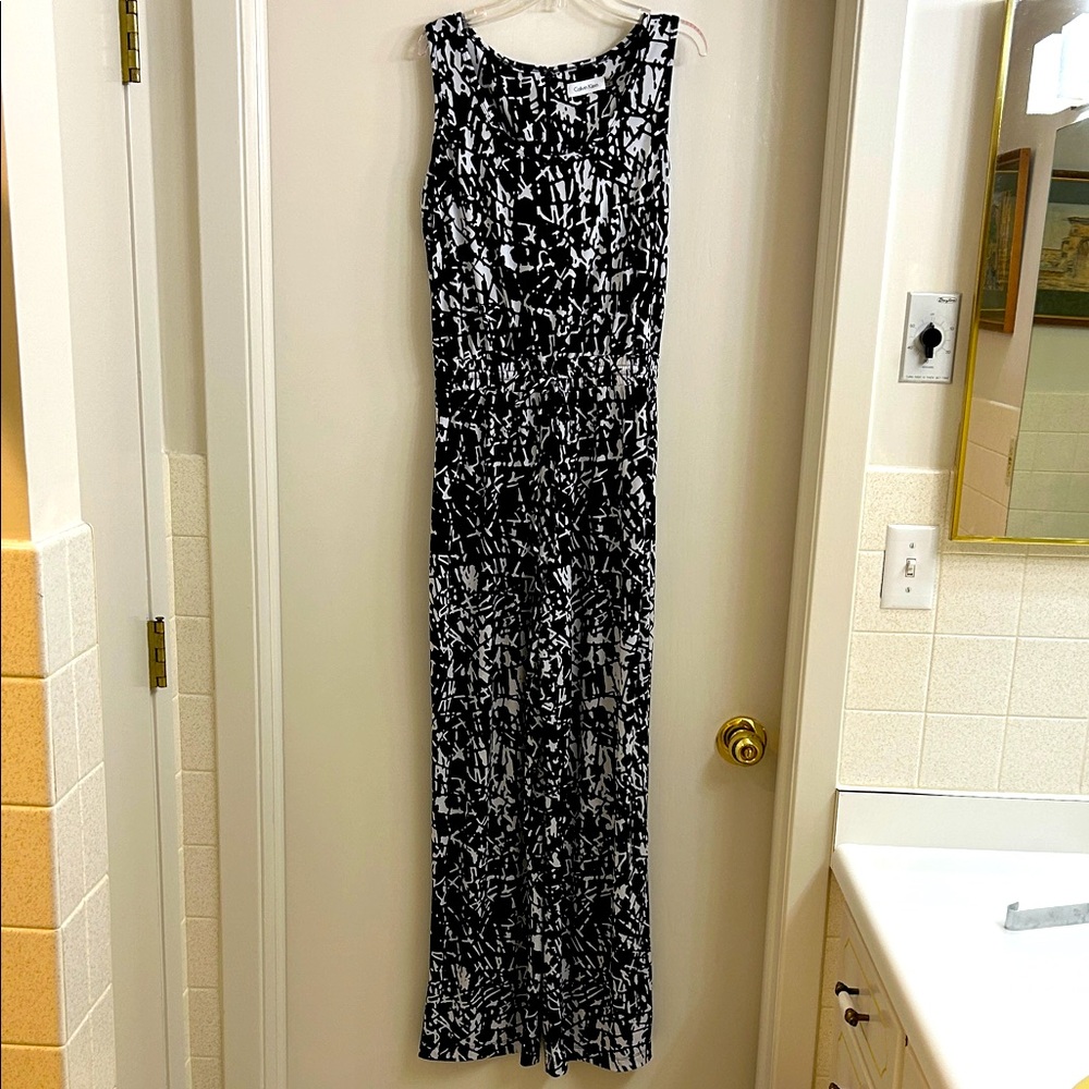 Calvin Klein Black and White Abstract Jumpsuit, size 4 ( but wears larger)